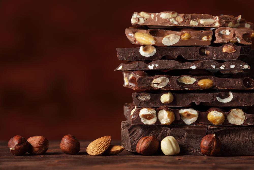 Hazelnut,And,Almond,Milk,And,Dark,Chocolate,Pieces,Tower