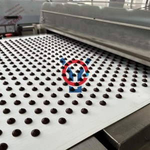 chocolate chips depositing machine