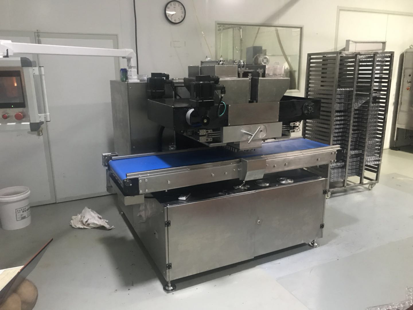 Chocolate machine develop technology and machine leader