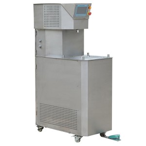 Commercial and industrial continuous chocolate tempering machine
